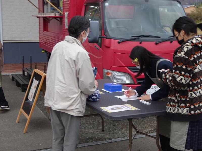 キッチンカー販売3